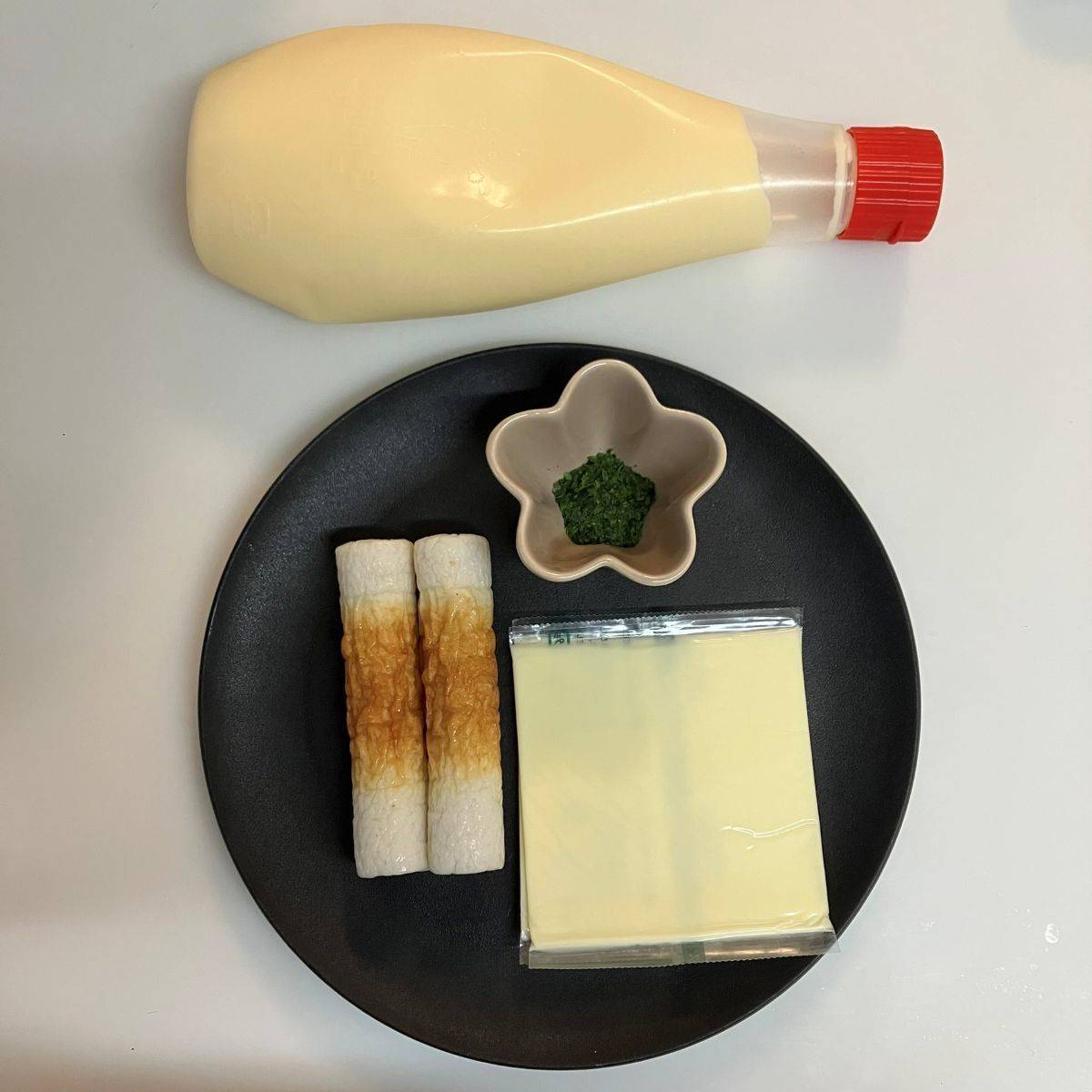 ニッスイ公式の「チーズちくわのカレーマヨあえ」のレシピ