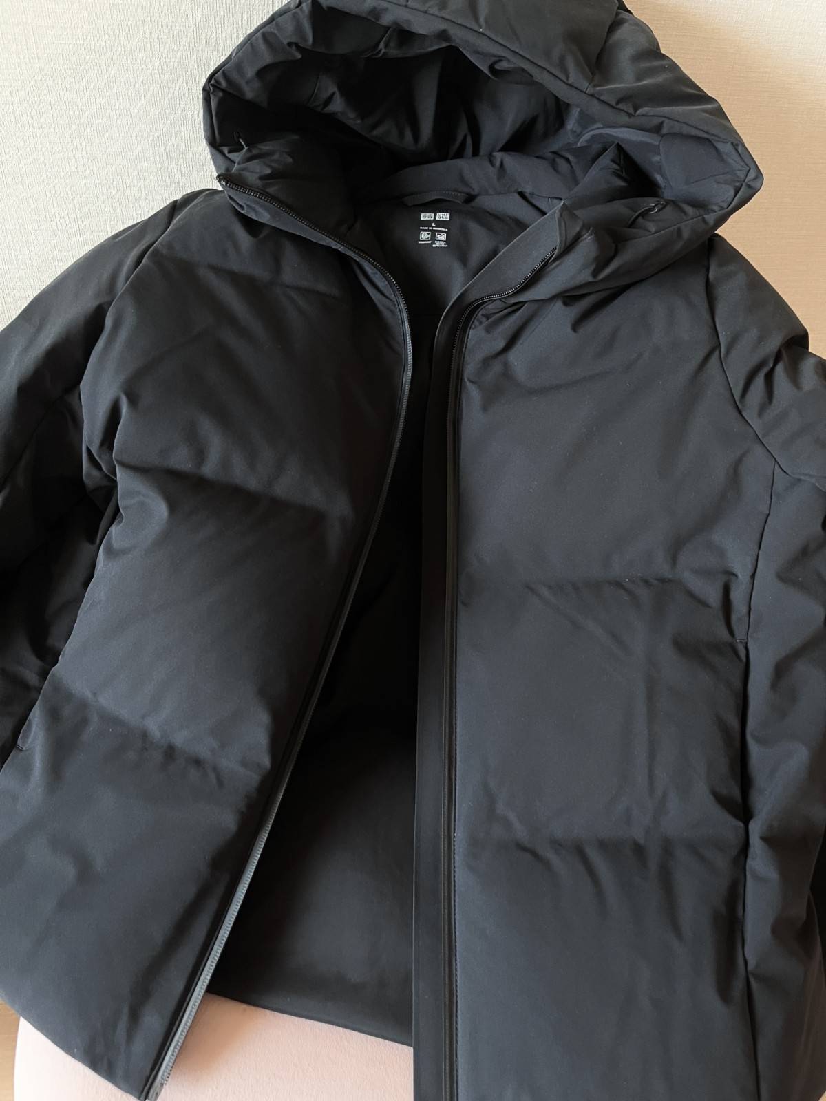 UNIQLOシームレスダウンパーカ