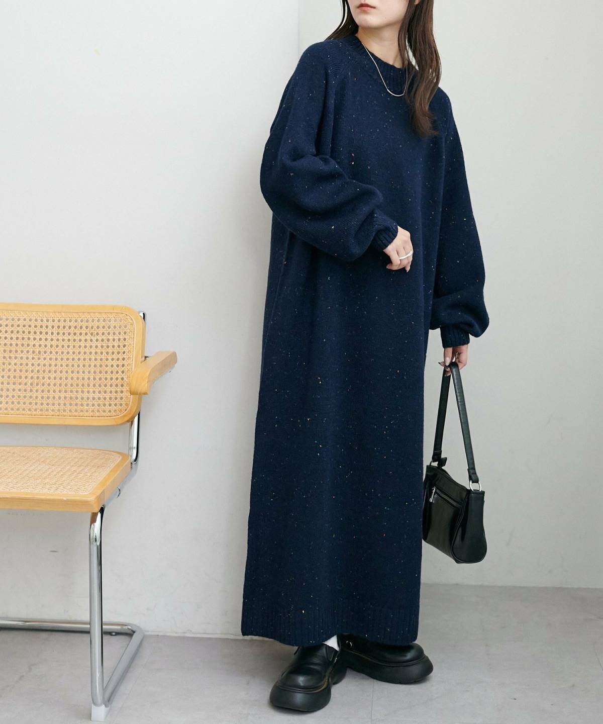 ネイビーワンピースコーデ