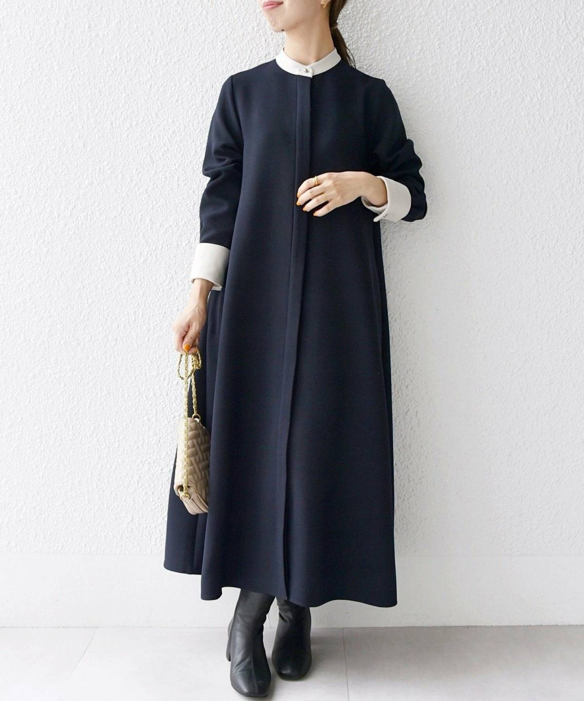 ネイビーワンピースコーデ