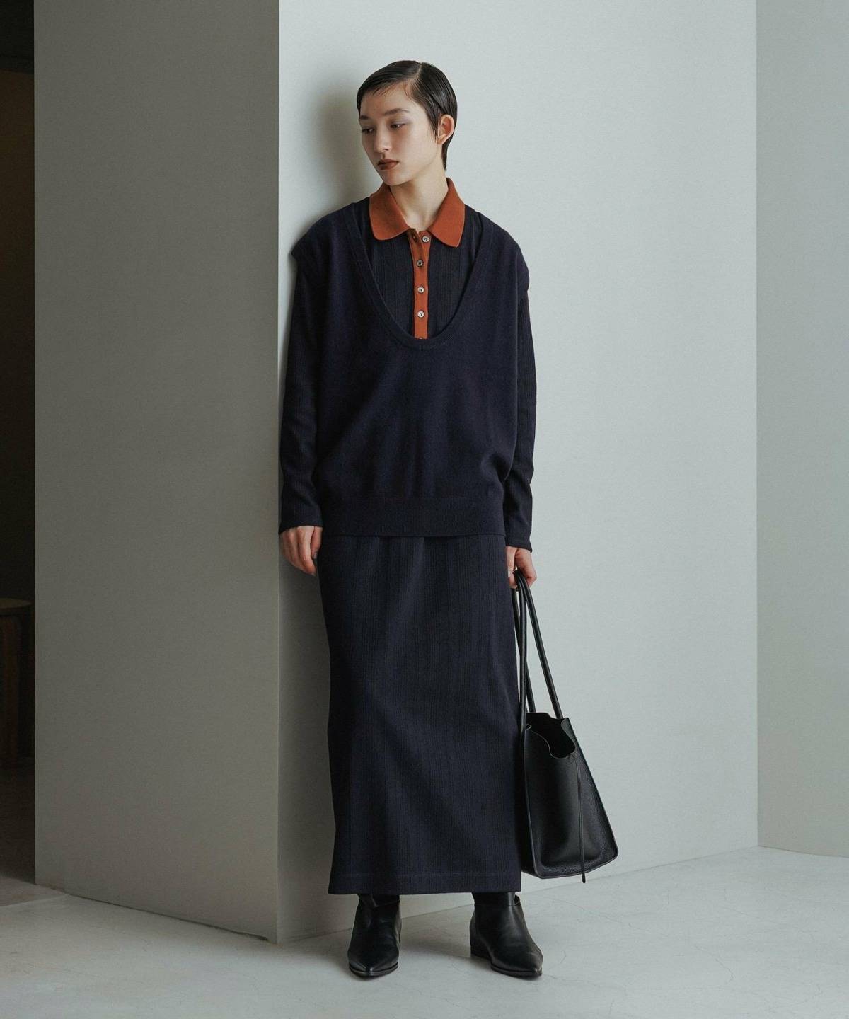 ネイビーワンピースコーデ