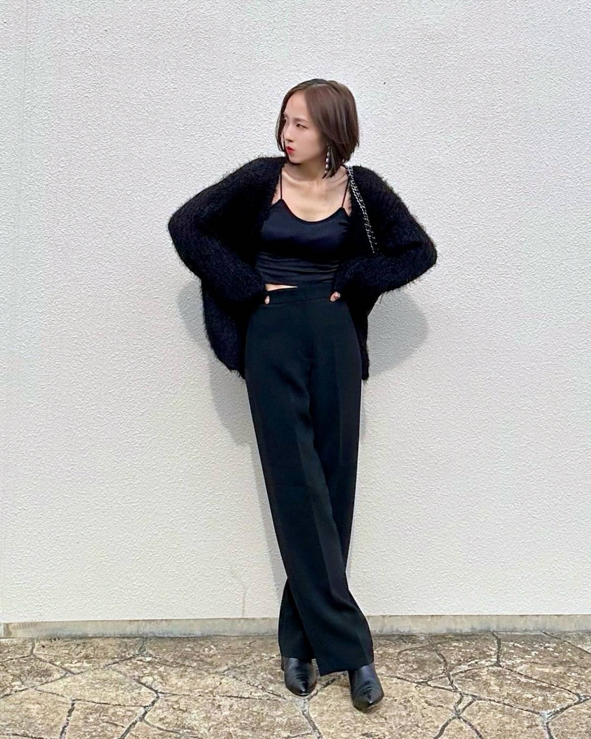 デコルテ見せでバランスのよさを意識!