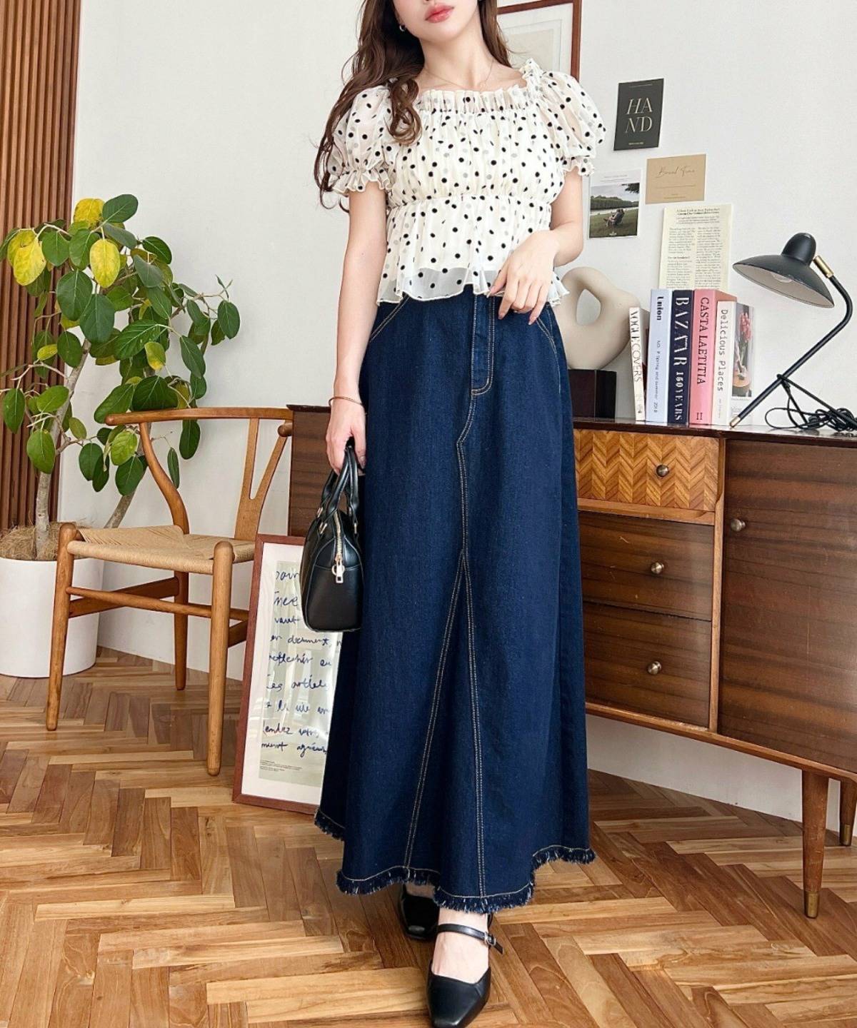 40代デニムロングスカートコーデ