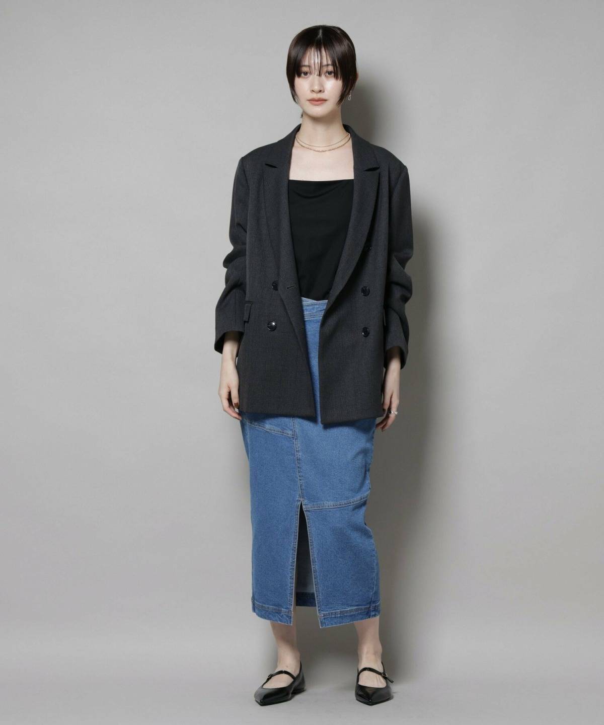 40代のロングデニムスカートコーデ