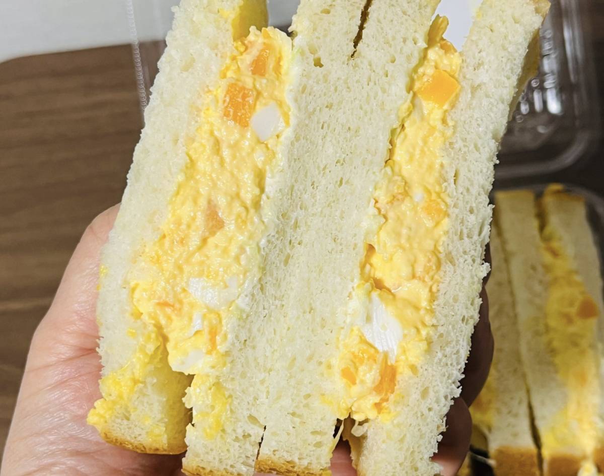 玉子サラダがたっぷり入ってる♪