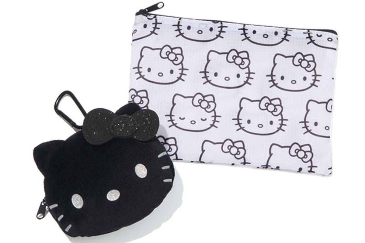 サイバードッグCYBERDOG　イギリス製　発光体付ロゴリフレクターボディポーチ サイバードッグCYBERDOG イギリス製 発光体付ロゴリフレクターボディポーチ