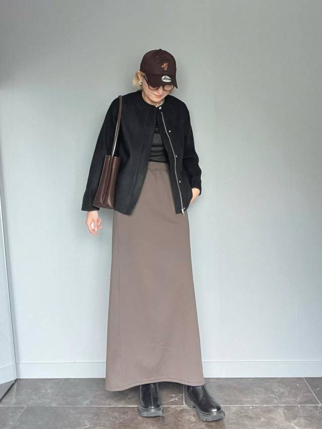 黒×ブラウンの色合わせが◎