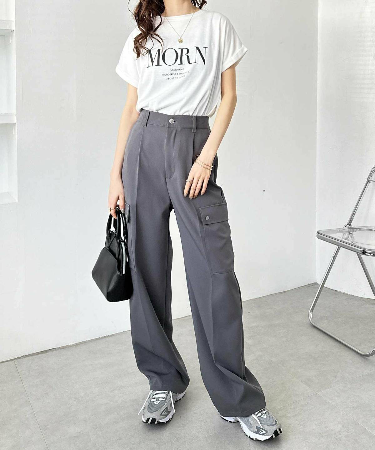 40代のきれいめカーゴパンツコーデ