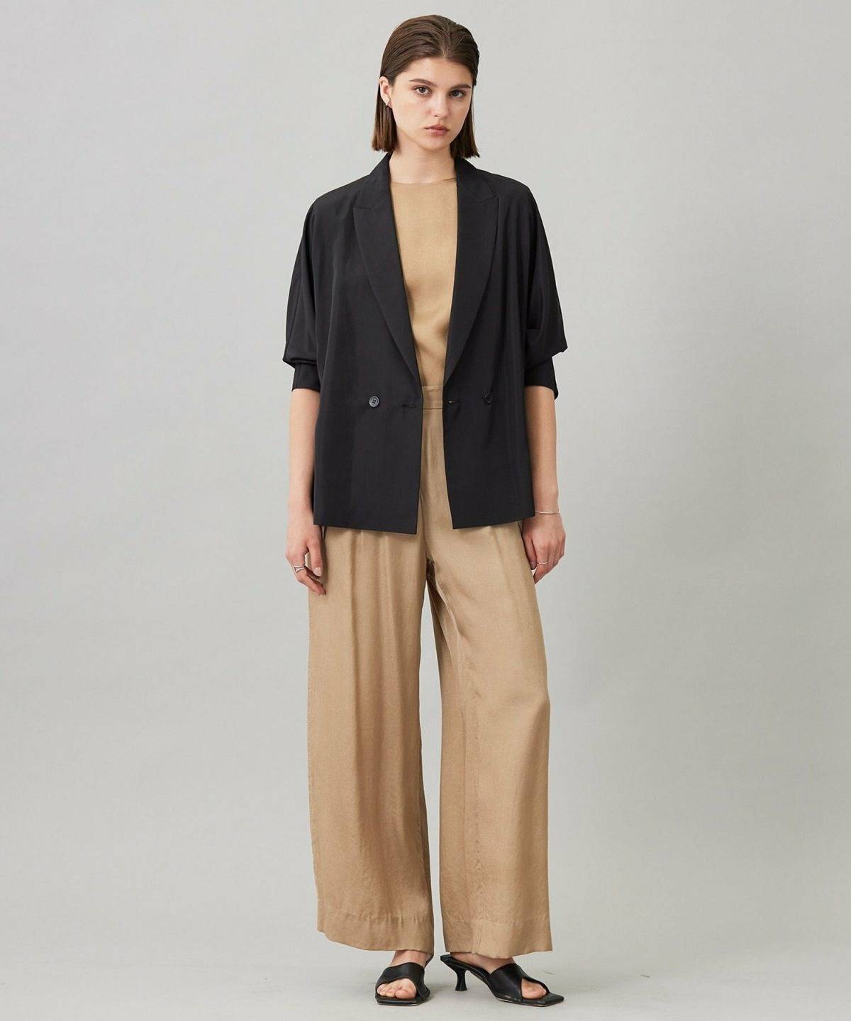 40代のきれいめカーゴパンツコーデ