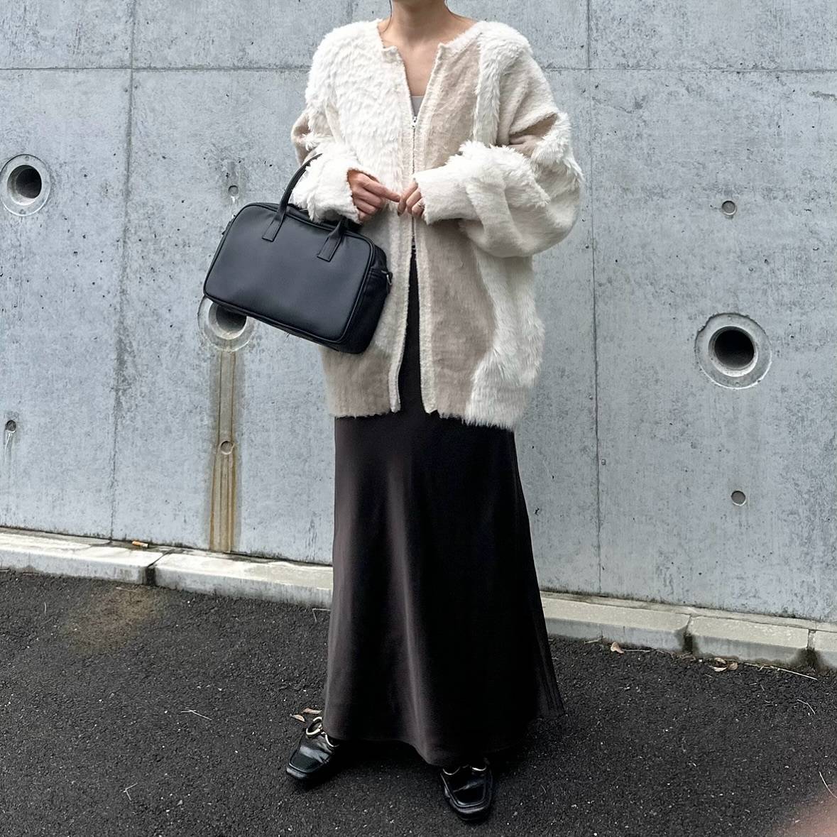 ジップアップカーディガン×ロングスカート