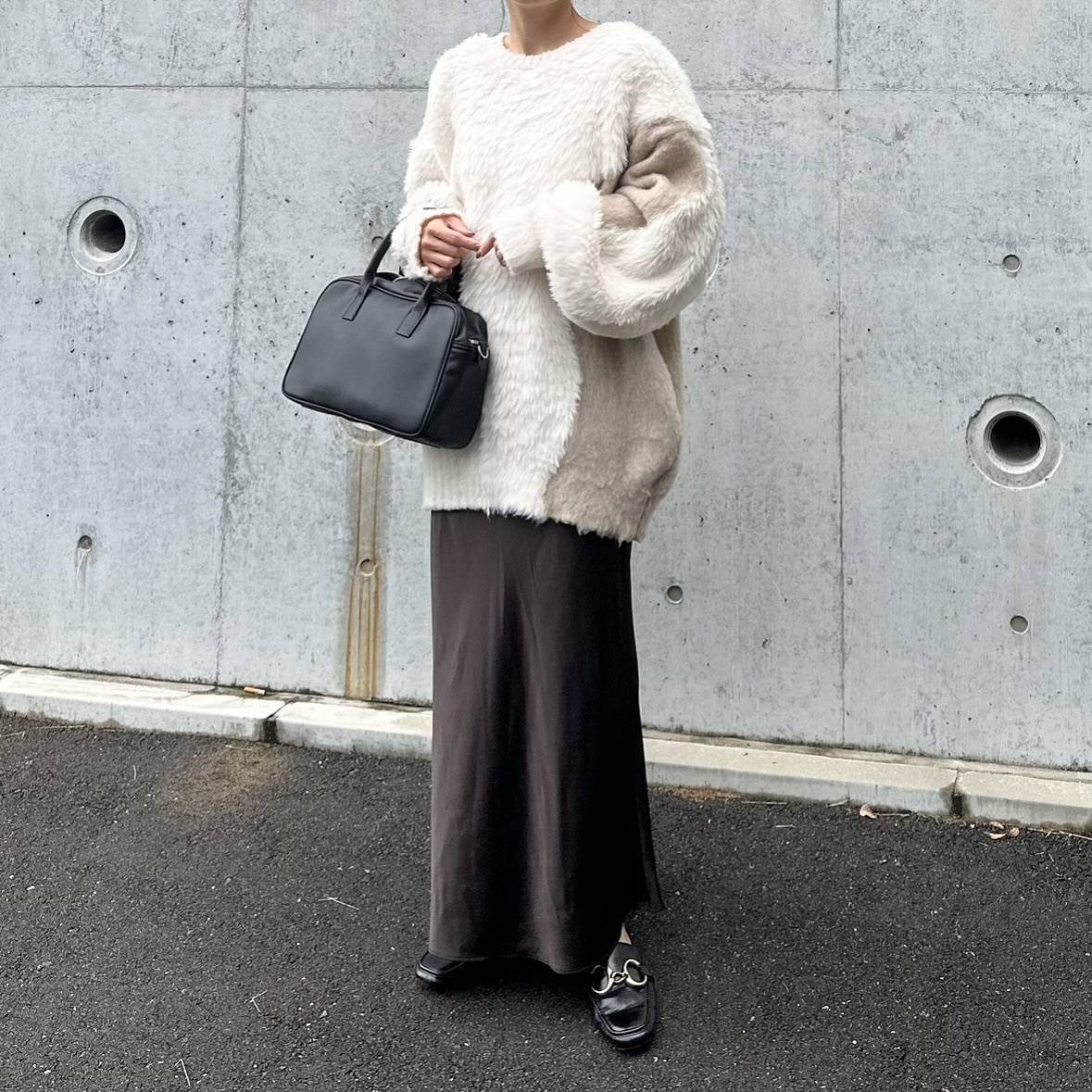 ボトムスでボリュームを抑える!