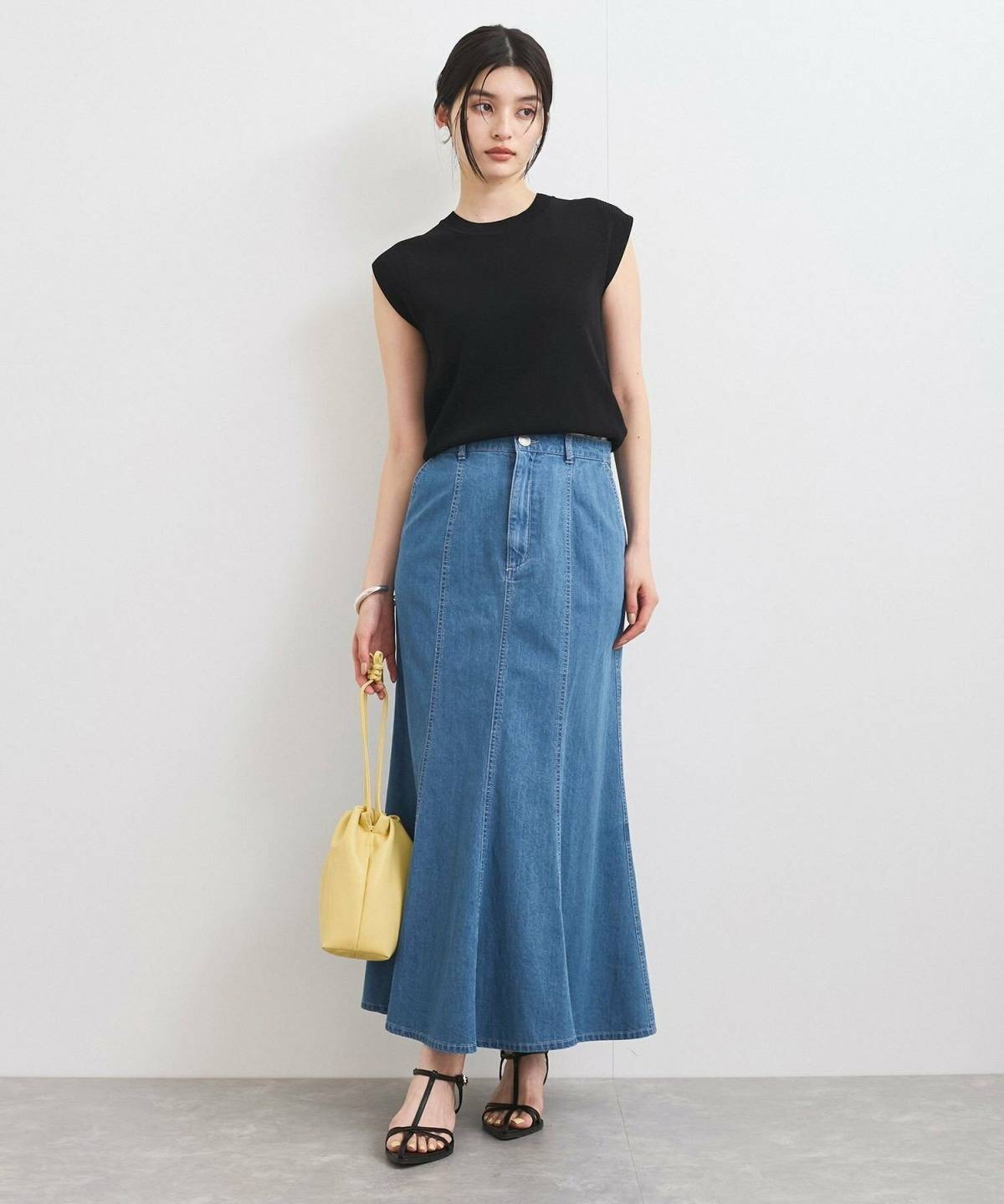 40代のデニムスカートコーデ