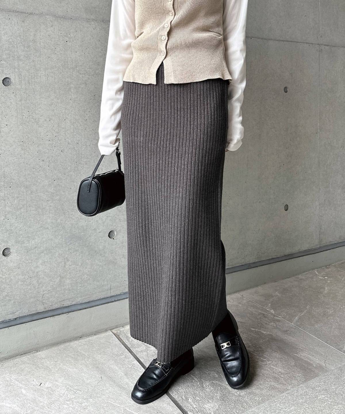 andme リブニットロングタイトスカート