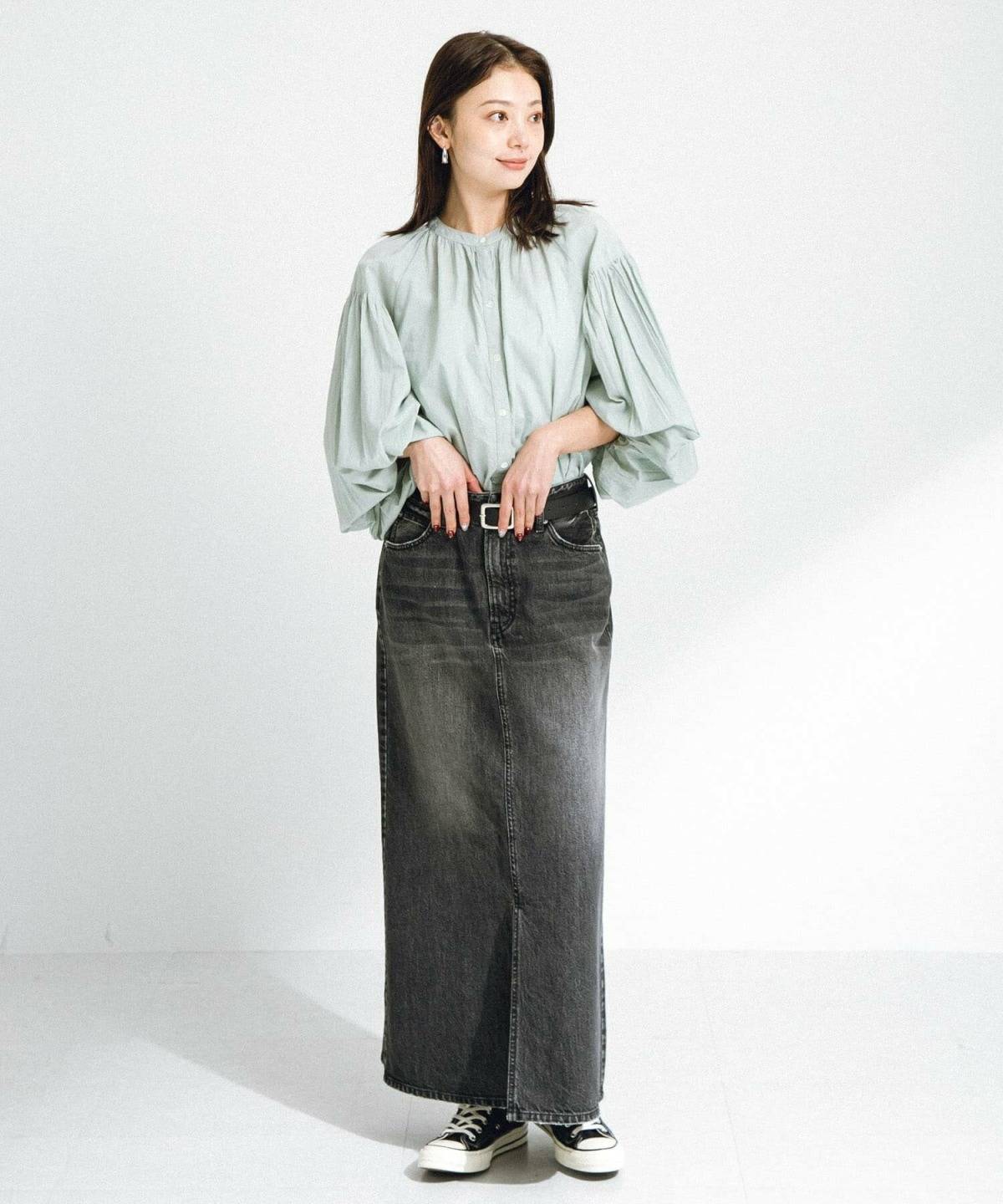 40代のデニムスカートコーデ