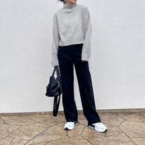 【2025年12月】とんでもなく垢抜ける！50代向けスニーカーコーデ5選