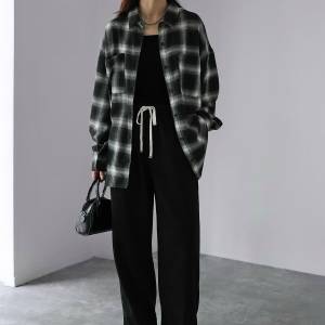 ディズニーに行くとき何着る？春夏秋冬のおすすめブラックコーデ12選