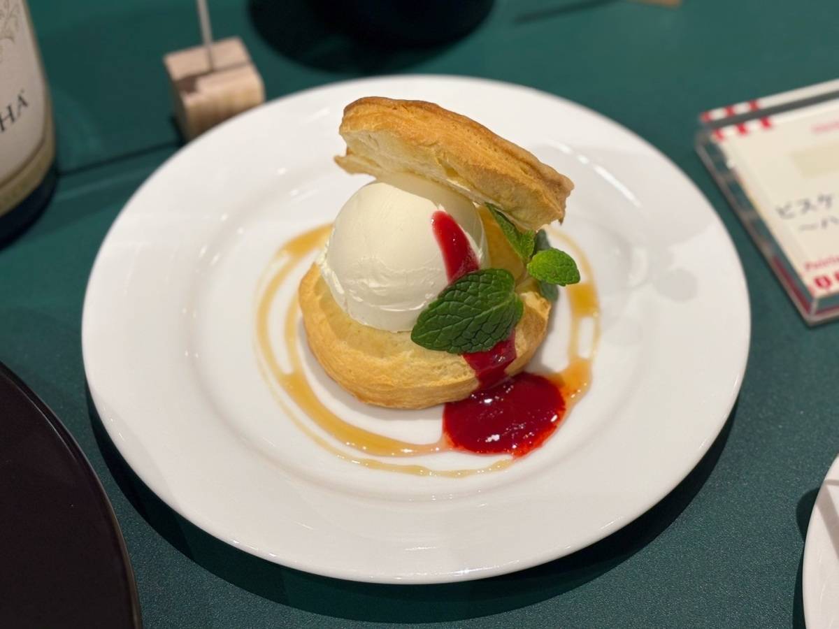 ビスケットバニラアイスサンド