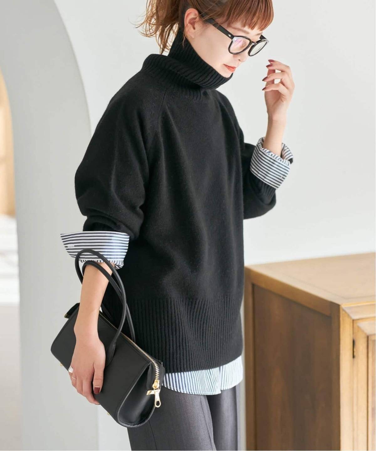 Spick & Span ウールカシミヤ ラグランタートルニット