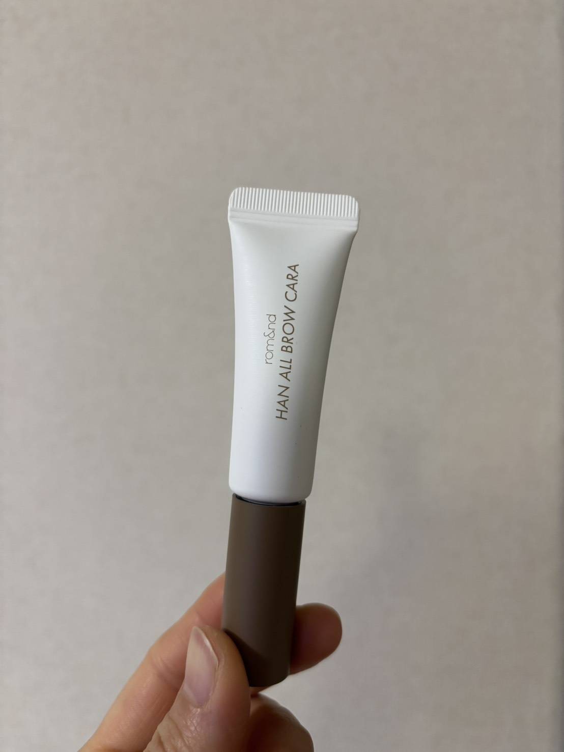 ロムアンドのアイブロウマスカラ