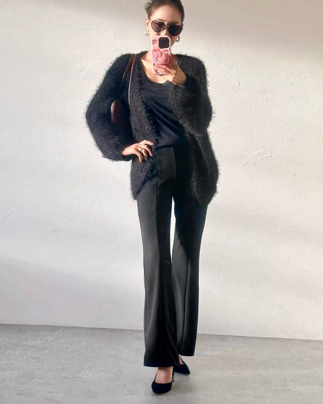 オールブラックコーデ