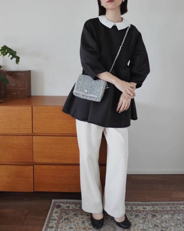 襟付きブラウスを合わせる!