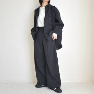 【2025年12月】おばさん感ゼロ……！老け見えしないワイドパンツコーデ5選