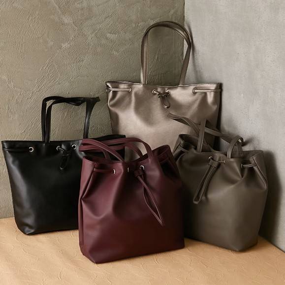 やわらか合皮フロントドロストトートバッグ