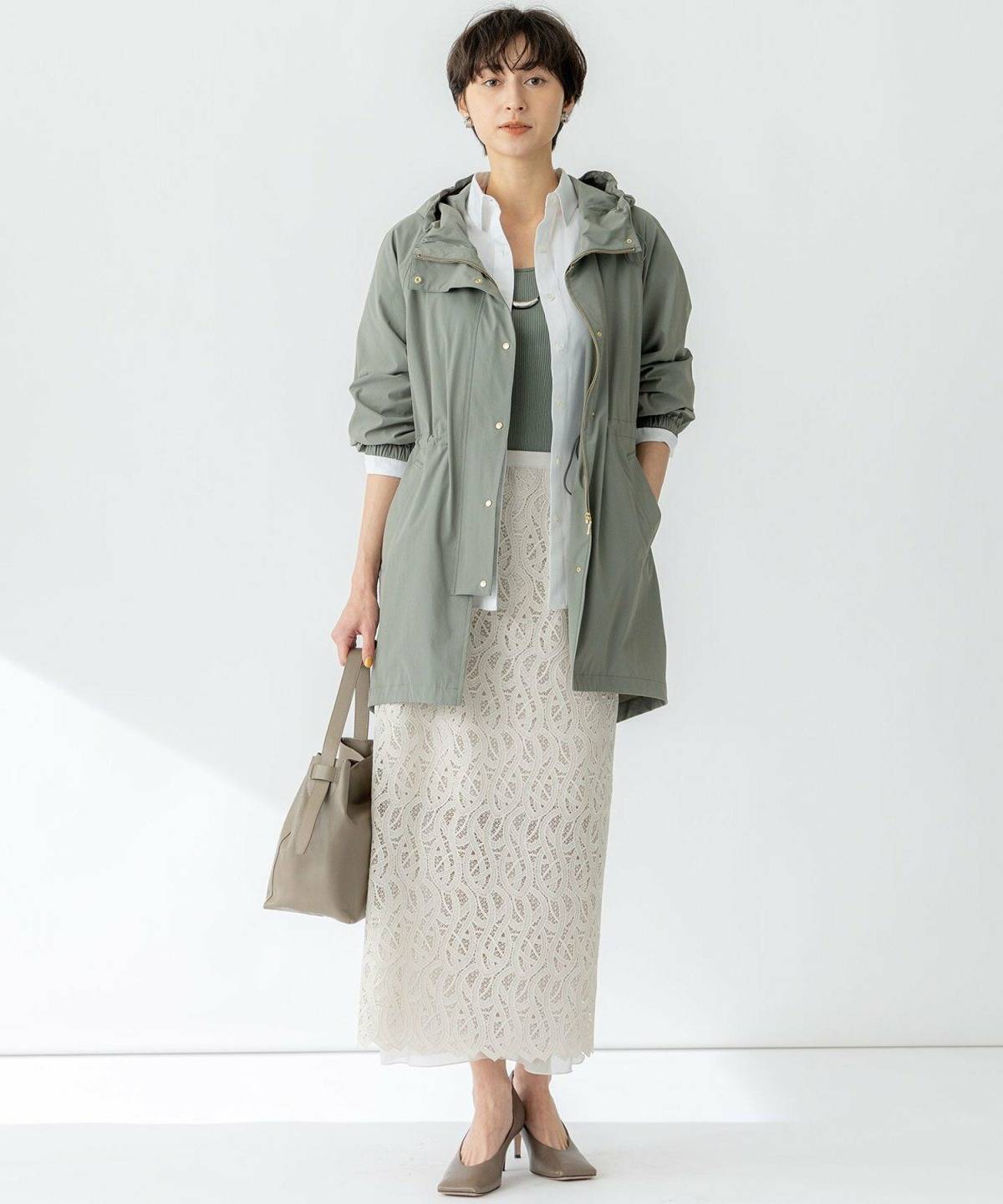 ウインドブレーカーで作るレディースコーデ