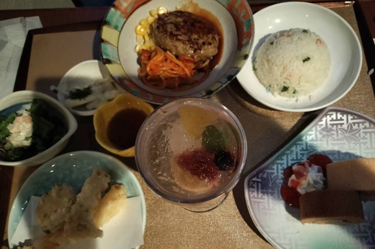 季の湯 雪月花の食事