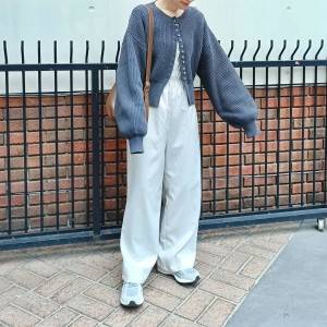 【2025年12月】おばさん感なし！老け見えしない冬のカーディガンコーデ5選