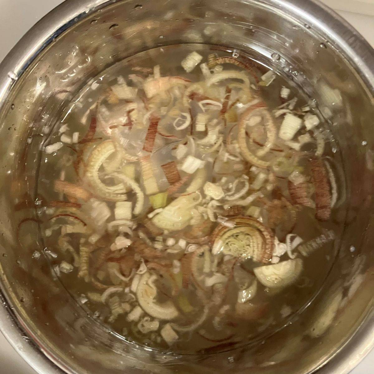 いなば公式の「夏を乗り切れ！カンタン！ツナと大葉のさっぱりトマトサラダ」のレシピ