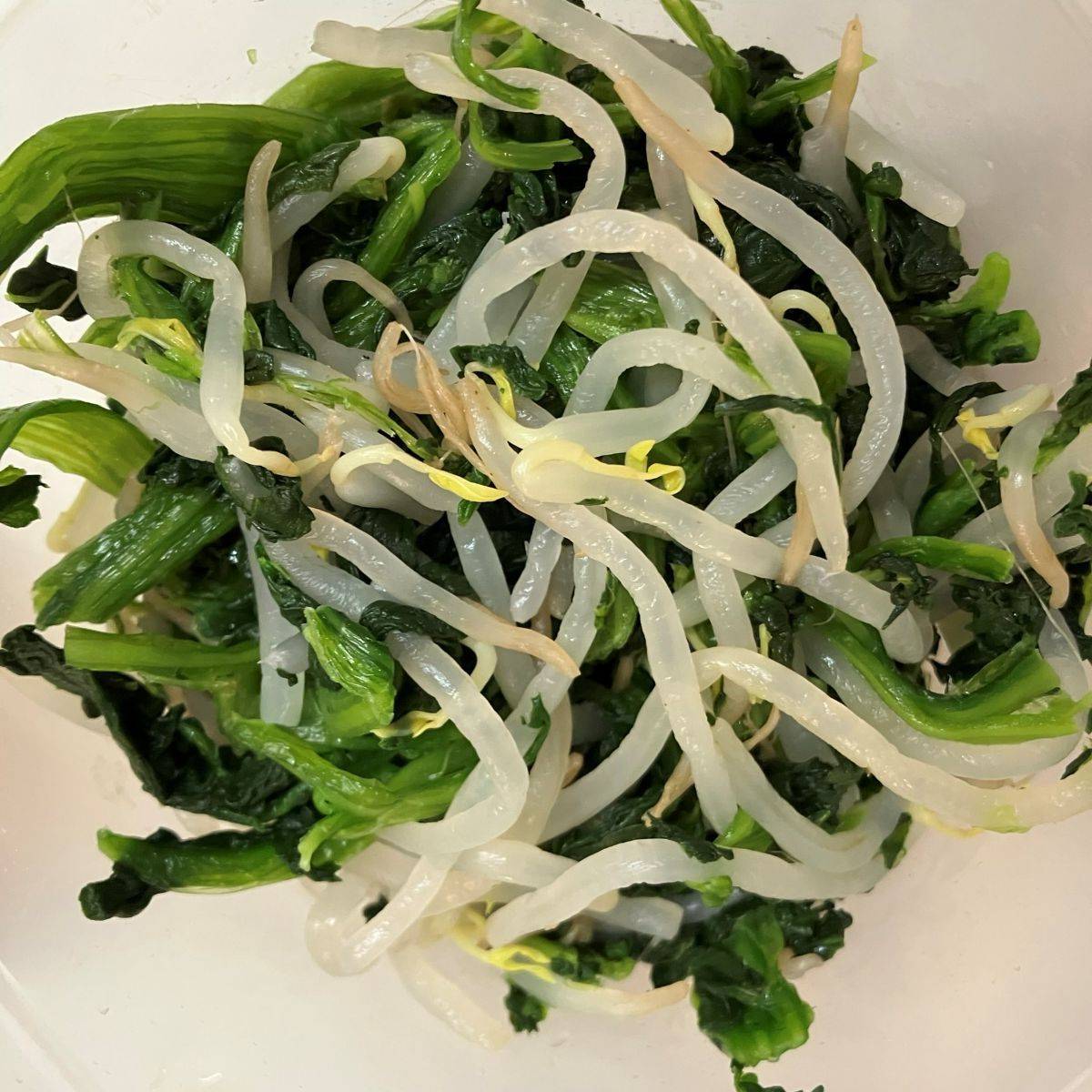 JAグループ公式の「ほうれん草ともやしのさっぱり豆乳ドレッシングサラダ」のレシピ