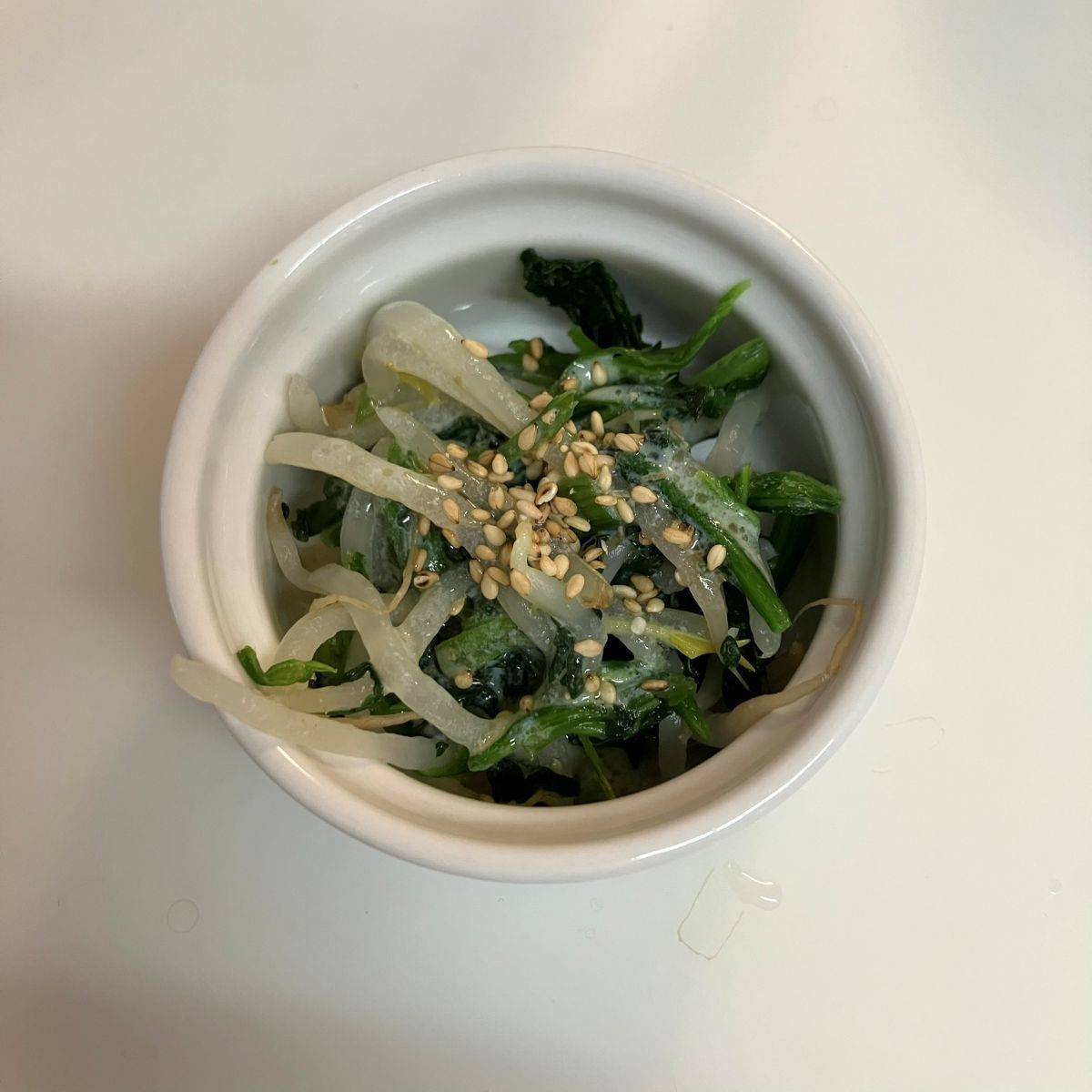 JAグループ公式の「ほうれん草ともやしのさっぱり豆乳ドレッシングサラダ」のレシピ