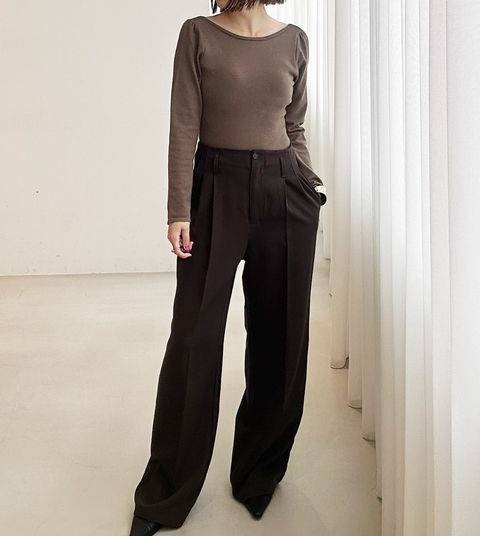 Henon. HIGH WAIST TUCK PANTS