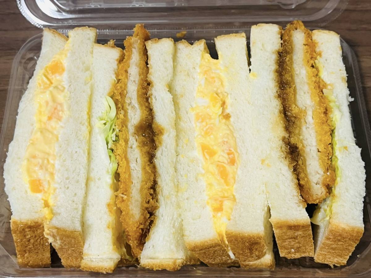 ボリューム満点のサンドイッチ♪