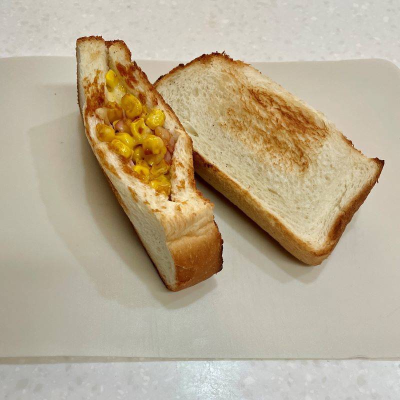 ヤマザキ公式の「とろーりチーズとコーンのポケットサンド」のレシピ