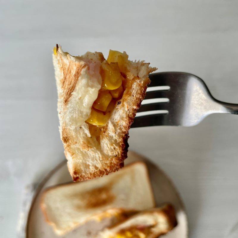 ヤマザキ公式の「とろーりチーズとコーンのポケットサンド」のレシピ