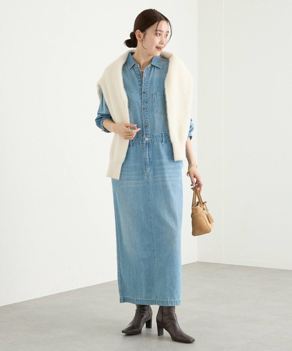 40代のデニムシャツワンピコーデ