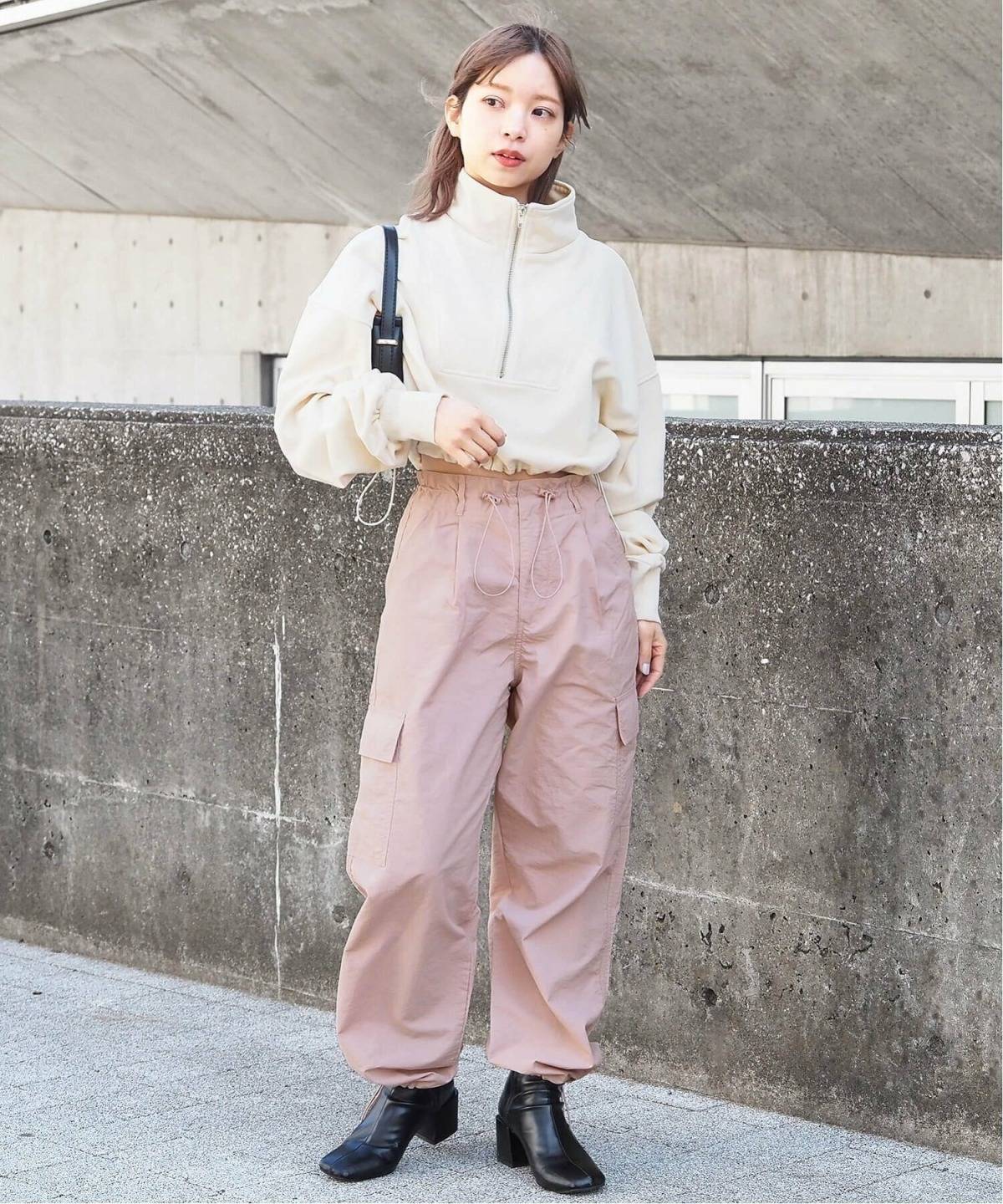 40代のサイドゴアブーツコーデ