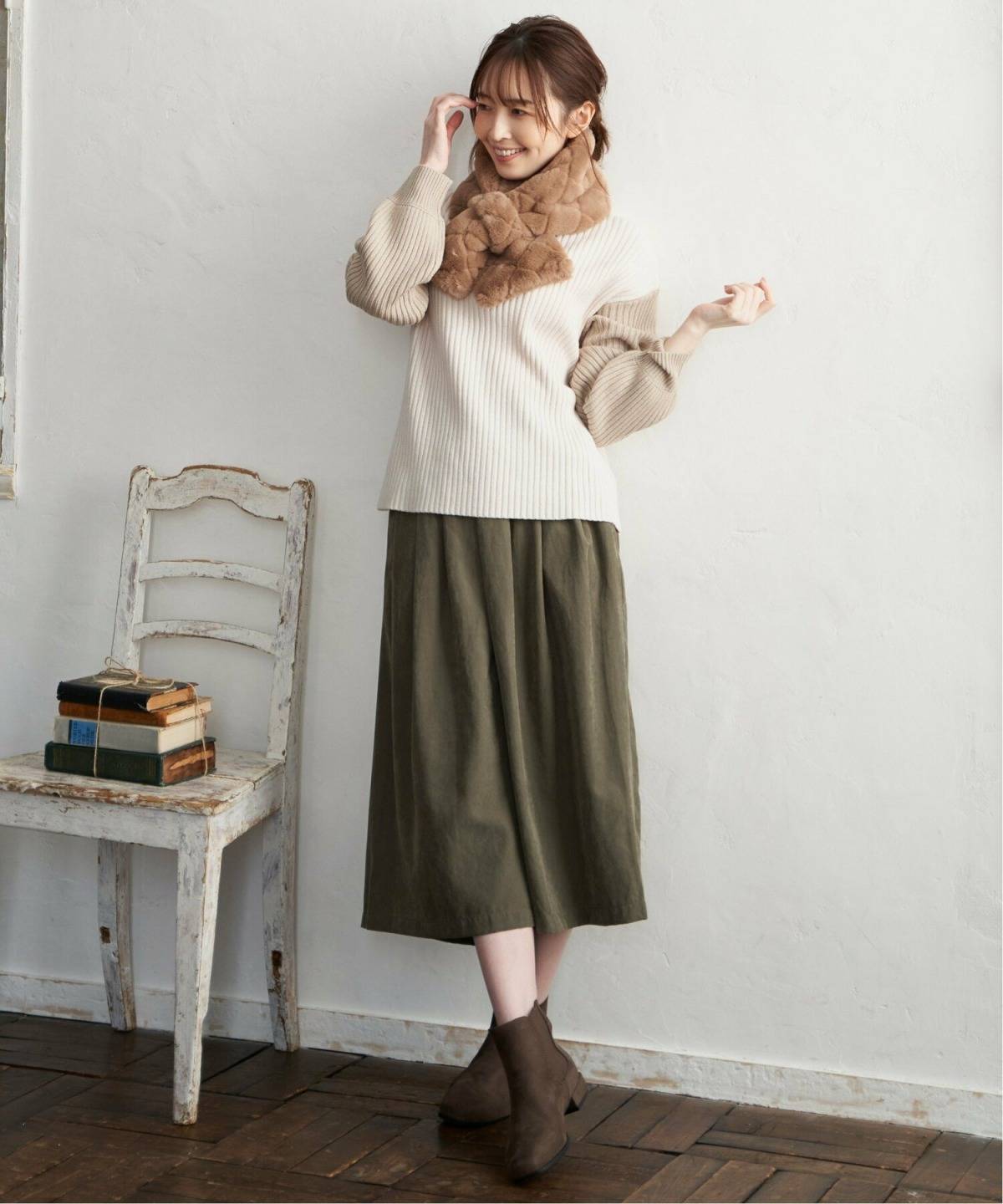 40代のサイドゴアブーツコーデ