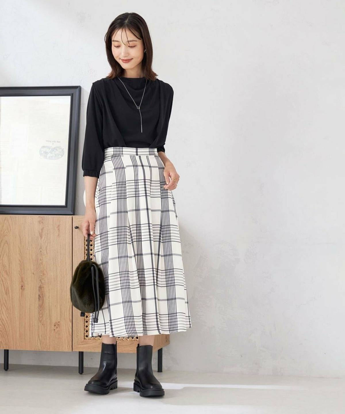 40代のサイドゴアブーツコーデ