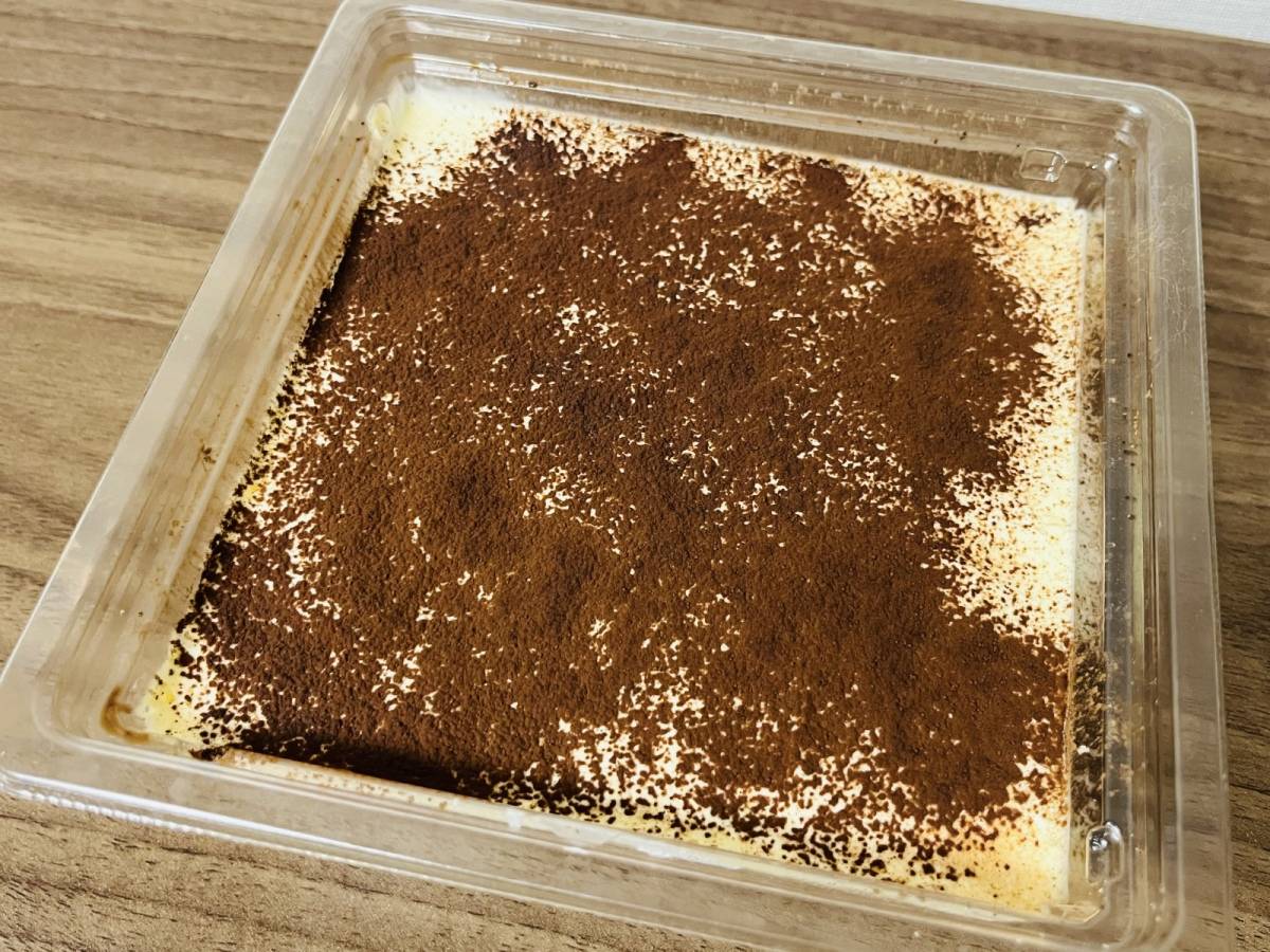 ずっしりと重みのあるケーキ！