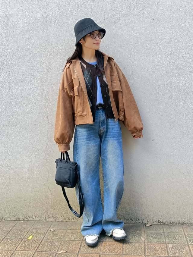 スウェードジャケットでトレンド感を意識♡