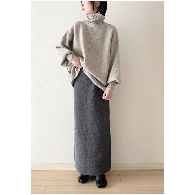 グレーのワントーンコーデ