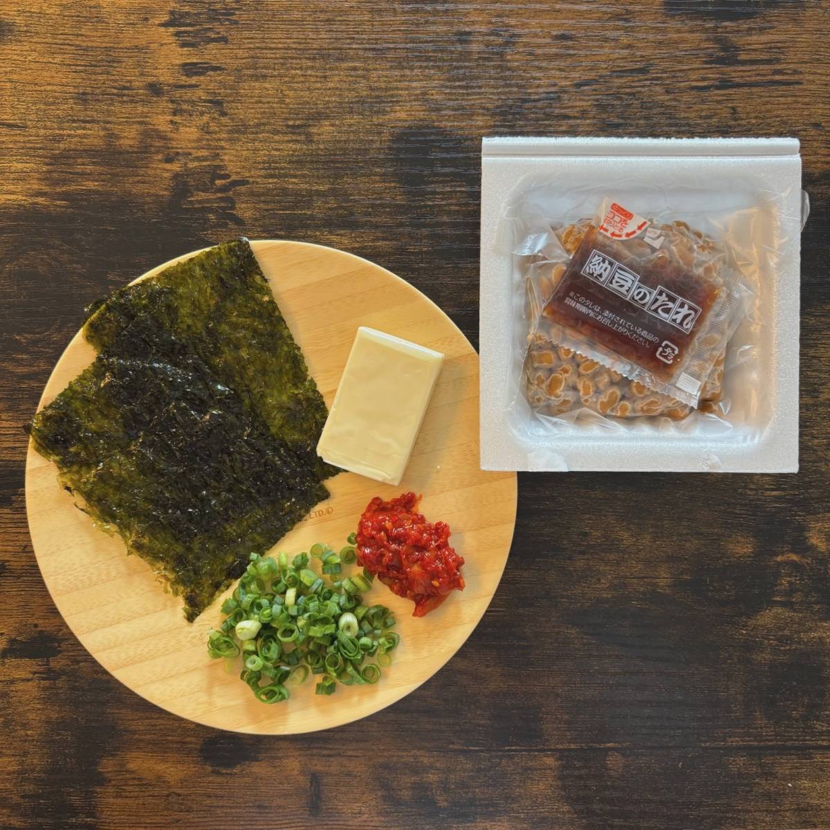 タカノフーズ公式の「韓国のりチーズ納豆」のレシピ