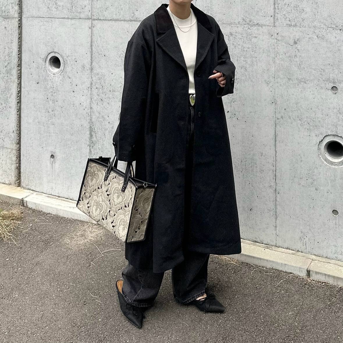 ロングコートを羽織る♪
