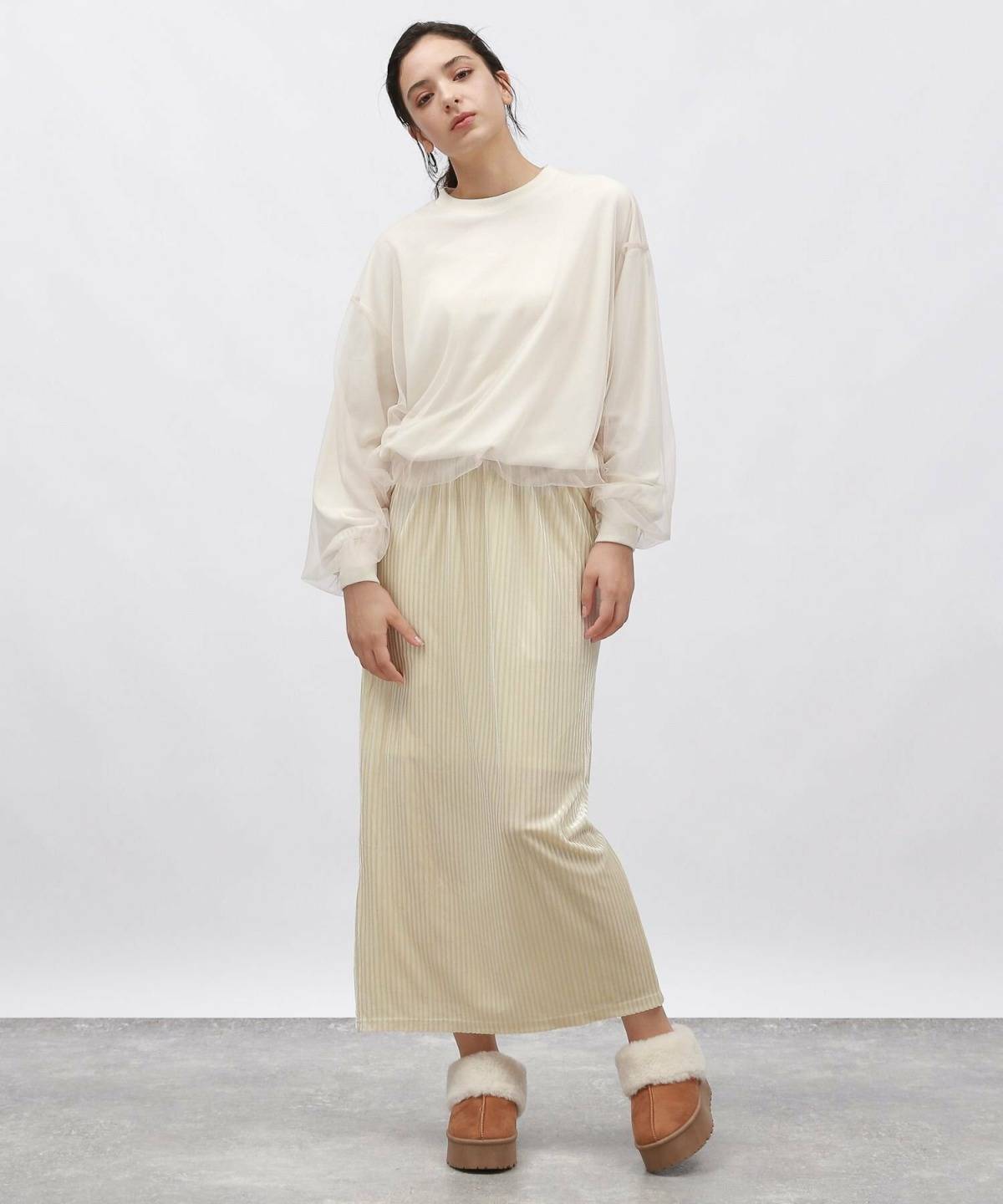 大人のムートンブーツコーデ