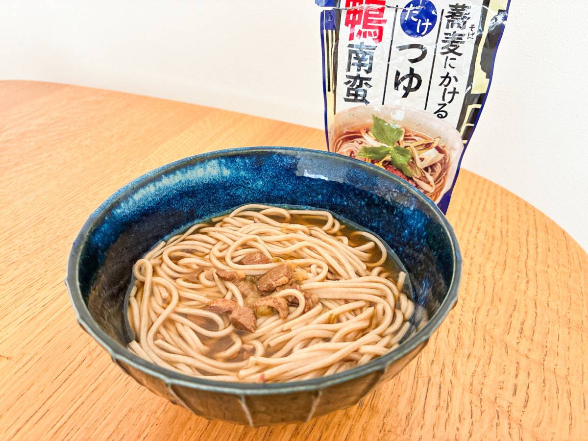 茹でた蕎麦にそのままかけるだけで完成♪