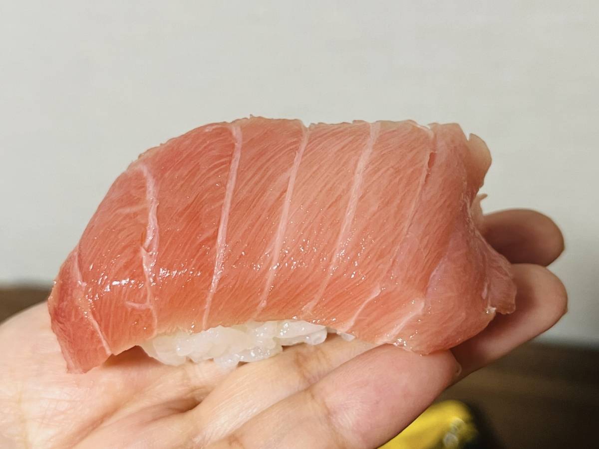 口の中で溶けてなくなるよ♡