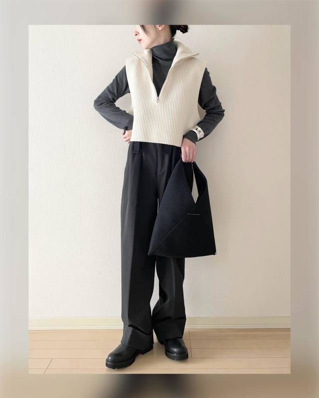 襟付きベストを重ね着する♡